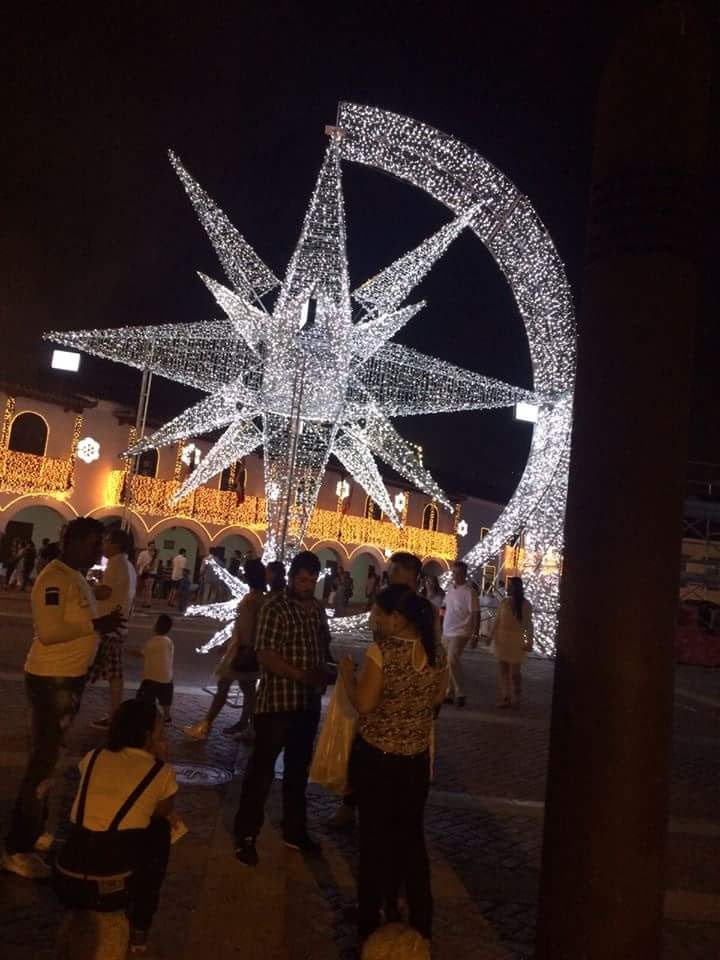 Plaza de la Aduana no Natal - Cartagena